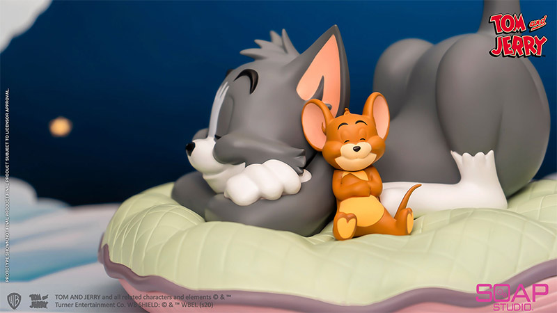Soap Studio Tom and Jerry Sweet Dreams Figure